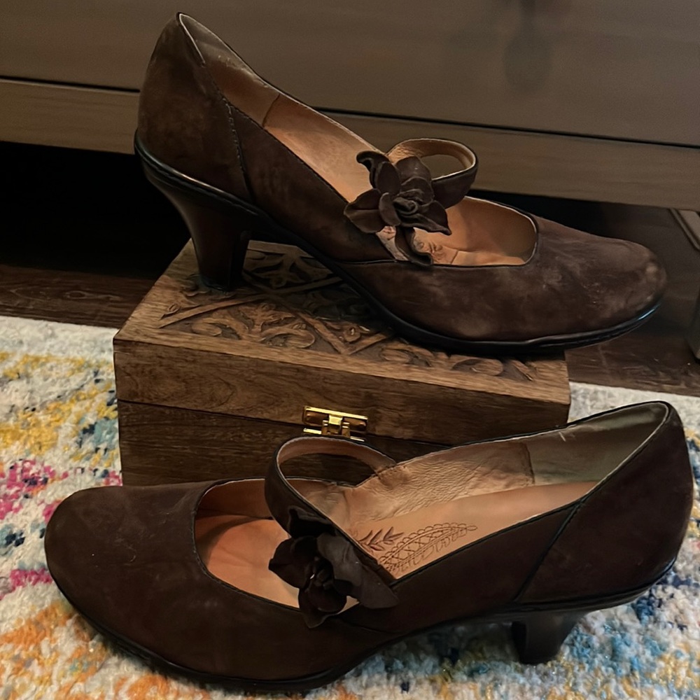 Brown suede heels